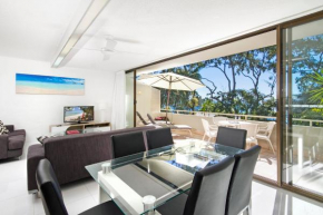 Serene Little Cove, Ocean Views & Pool